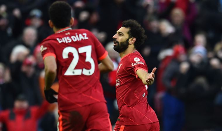 Alisson Becker'in asistiyle golü bulan Salah, Liverpool tarihine geçti