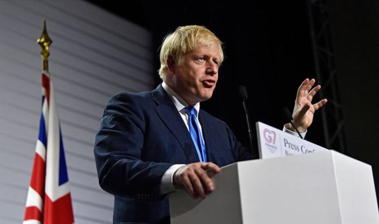 İngiltere Başbakanı Johnson: 'Rusya 1945'ten bu yana Avrupa'daki en büyük savaşı planlıyor'