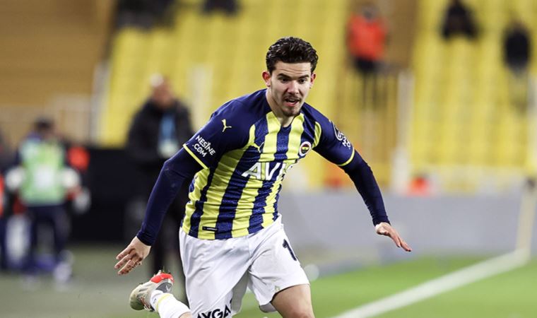 Fenerbahçe, Ferdi Kadıoğlu ile yeni sözleşme konusunda anlaştı