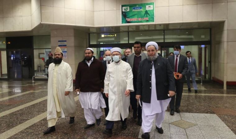 Saray sefasıyla Pakistan'a: Ali Erbaş, İslamabad’a özel jetle uçtu