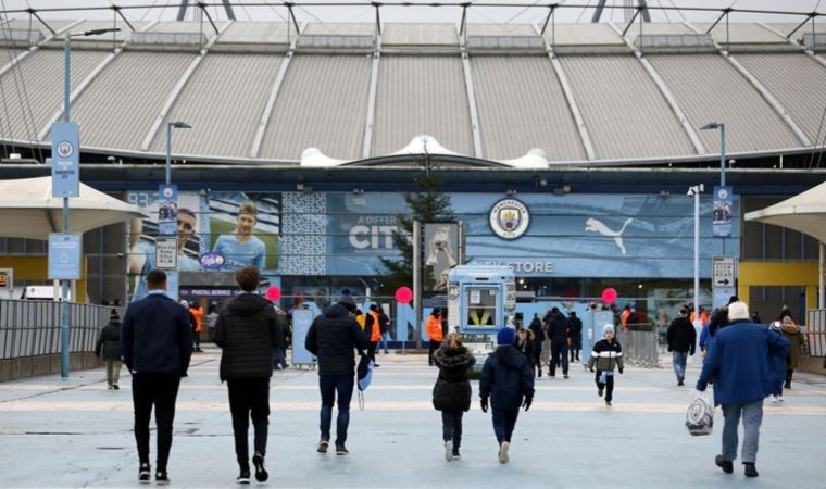 Manchester City Etihad Stadyumu ile ilgili tarihi bir karar aldı