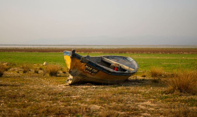 Marmara Gölü'nün yüzde 98'i yok oldu!