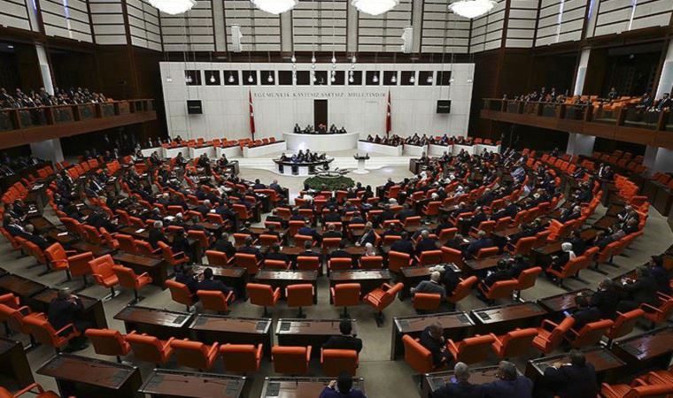 CHP'li Sümer akaryakıt zamlarını Meclis gündemine taşıdı
