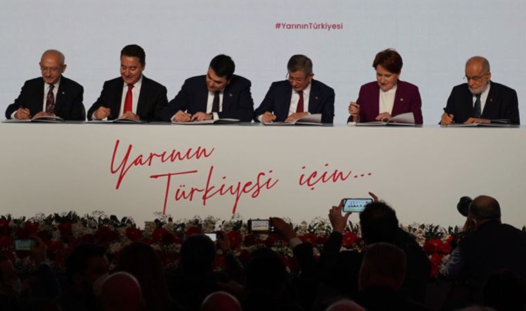 Ankara'da tarihi gün: 6 muhalefet partisi liderleri imzayı attı
