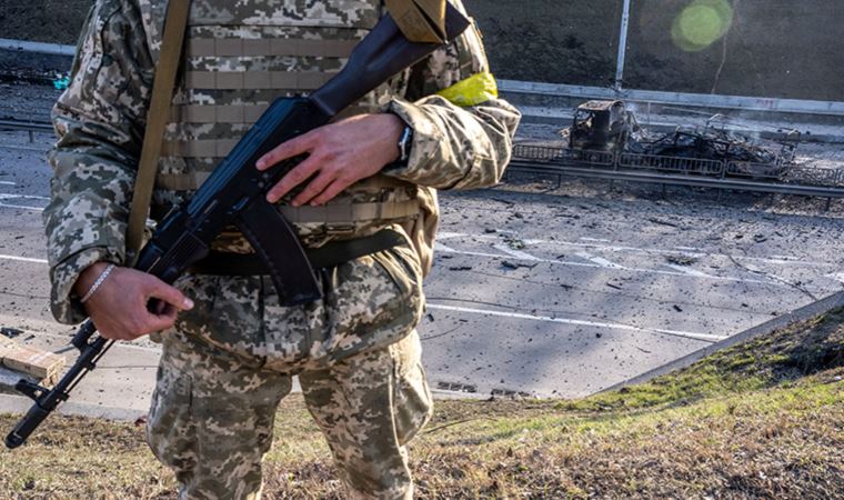 Ukrayna’dan silah bırakan Rus askerlerine af ve para garantisi