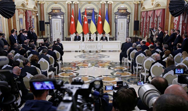 Son dakika | Cumhurbaşkanı Erdoğan ve Ukrayna Devlet Başkanı Zelenskiy'den ortak basın toplantısı