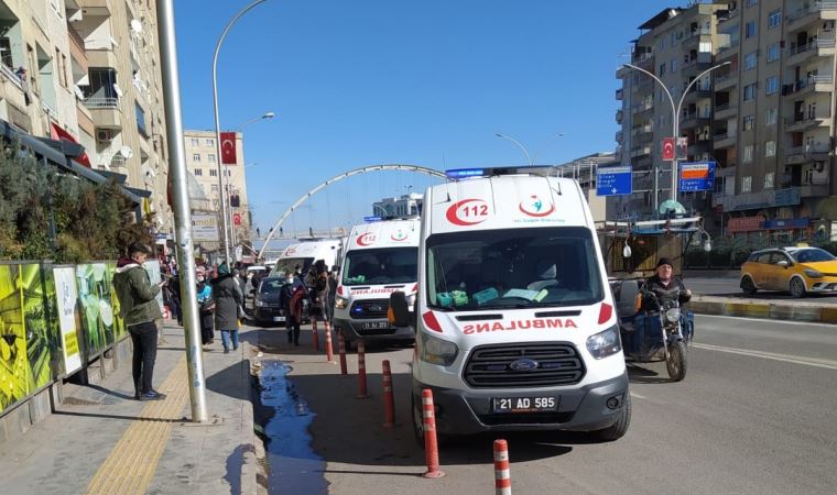 Diyarbakır'da iki grup arasında kavgada silahlar patladı: 5 yaralı
