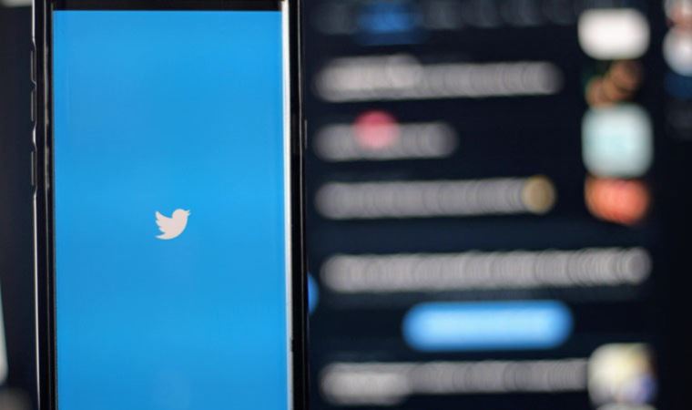 Twitter'dan tartışma yaratan 'DM' hamlesi: 'Linç kültürünün önünü açabilir'