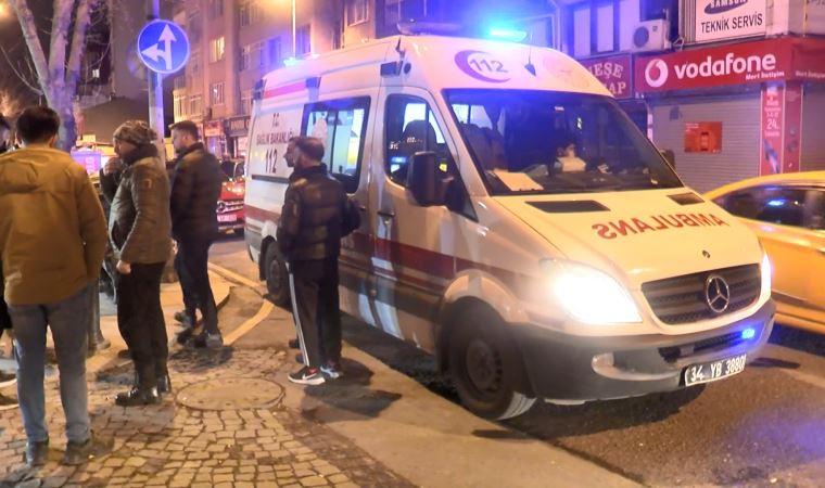 Beşiktaş’ta kavgayı ayırmaya çalışan kurye, silahla vuruldu