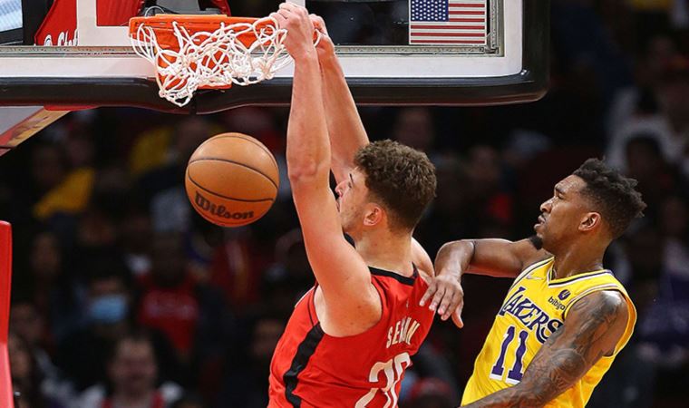 Alperen Şengün'ün takımı Houston Rockets, Los Angeles Lakers'ı uzatmada devirdi