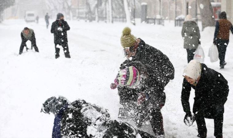 Haberler peş peşe geldi: Birçok ilde eğitime kar engeli