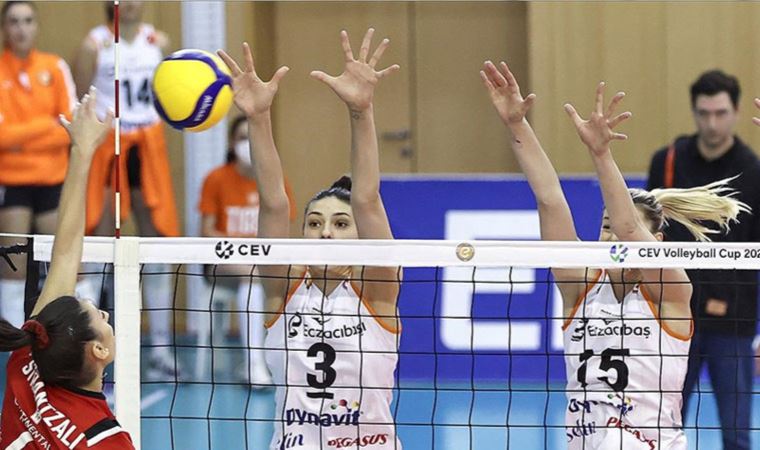 Eczacıbaşı Dynavit CEV Kupası'nda finale yükseldi