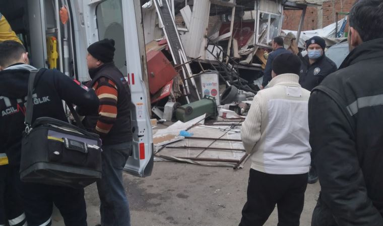 Bursa'da hurda deposunda patlama; 3 yaralı