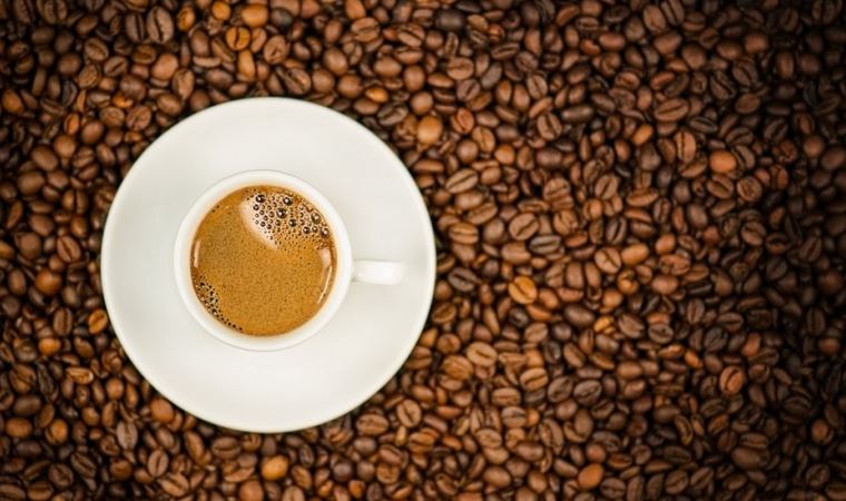 200 fincan kahveye eşdeğer kafein tozunu yanlışlıkla içen antrenör öldü