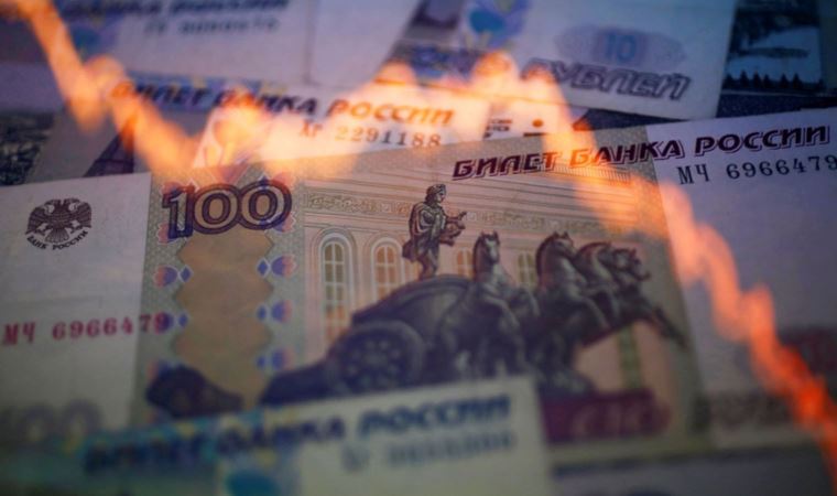 Fitch ve Moody's Rusya'nın kredi notunu 'çöp' statüsüne düşürdü