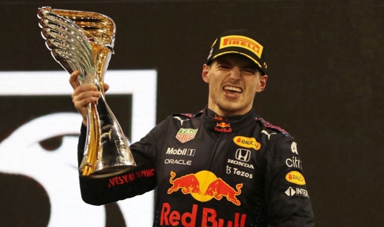 Formula 1 pilotu Max Verstappen sözleşmesini uzattı