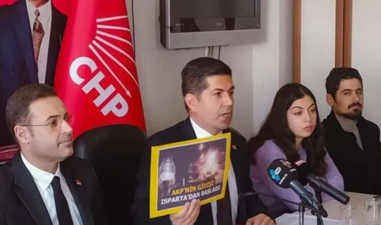 CHP Genel Başkan Yardımcısı Akın'dan elektrik kesintisi eleştirisi: 'Enerji Bakanı da sırasını bekliyor'