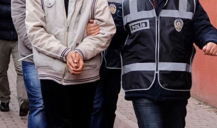 Adana'da belediye aracından mazot çalan personele suçüstü