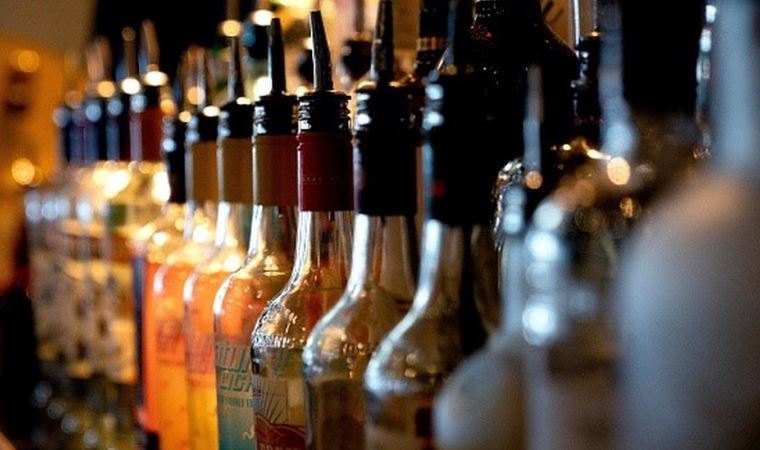 Hollandalı içki toptancıları artık Rus votkası satmıyor