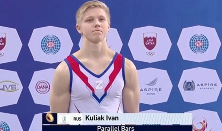 Rus sporcu Ivan Kulyak'tan ödül töreninde Putin'e destek