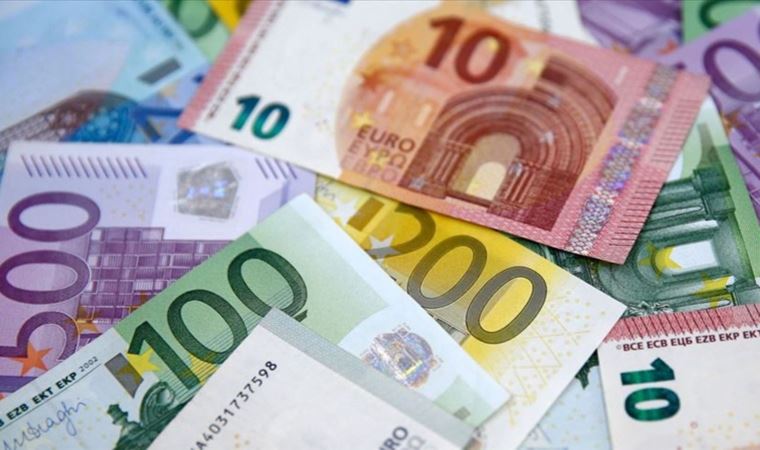Yasa onaylandı: Hırvatistan 2023'te Euro'ya geçiyor