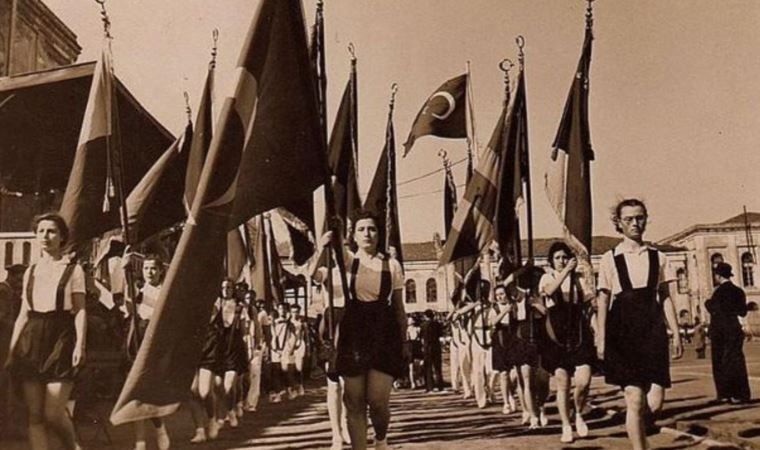 19 Mayıs Atatürk'ü Anma, Gençlik ve Spor Bayramı tarih boyu gazete manşetlerinde nasıl kutlandı?