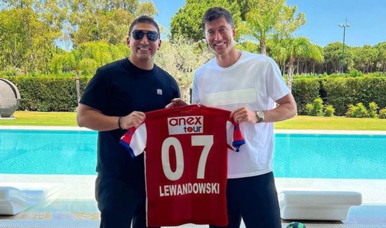 Ali Şafak Öztürk'ten Lewandowski'ye Antalyaspor daveti