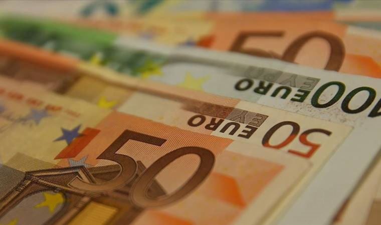 Euro kritik eşiği aştı!
