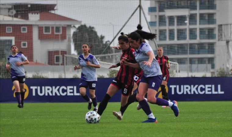 Beşiktaş Vodafone - ALG Spor  Kadın Futbol Süper Ligi PLAY-OFF Çeyrek  Final 