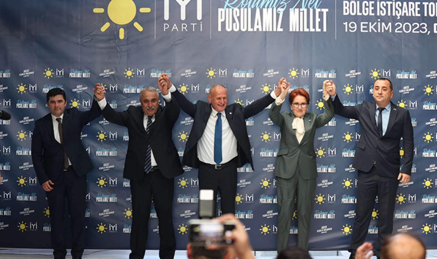 180245063 meral aksener duzcede aa 2