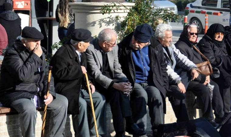 CHP'den emekli ikramiyeleri için hükümete çağrı