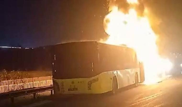 Seyir halindeki İETT otobüsünde yangın!