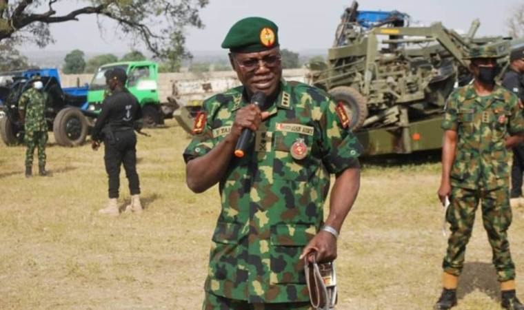 Nijerya ordusu ‘yanlışlıkla’ köyü bombaladı