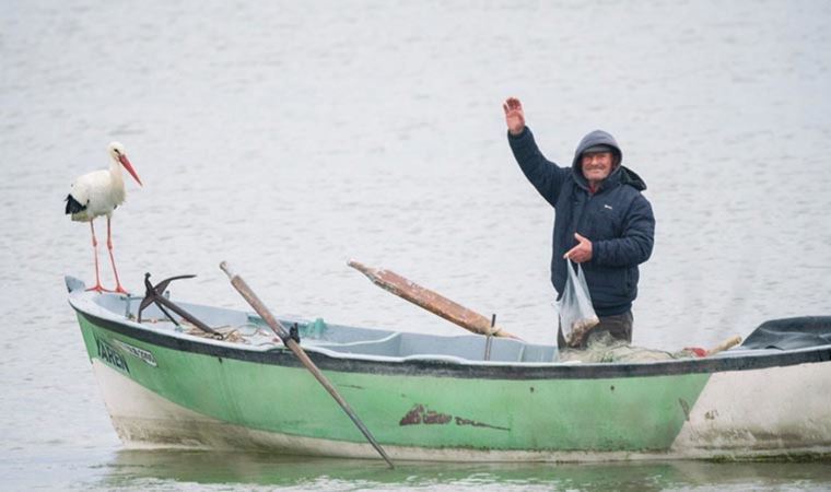 Yaren Leylek, 12. yılda da balıkçı Adem amcayı unutmadı!