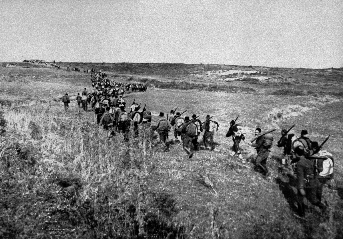<p>Türk tarihinin dönüm noktalarından biri olan <strong>Çanakkale Savaşları,</strong> 19 Şubat 1915’te Çanakkale Boğazı’ndaki deniz savaşıyla başladı.</p>