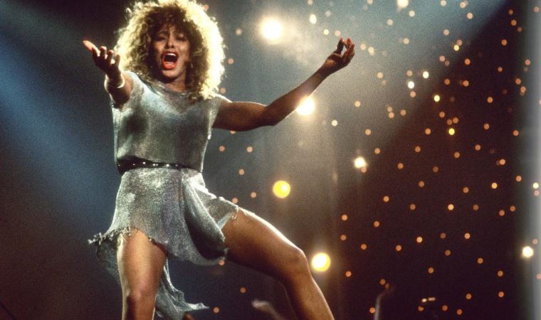 Son dakika... Dünyaca ünlü şarkıcı Tina Turner yaşamını yitirdi