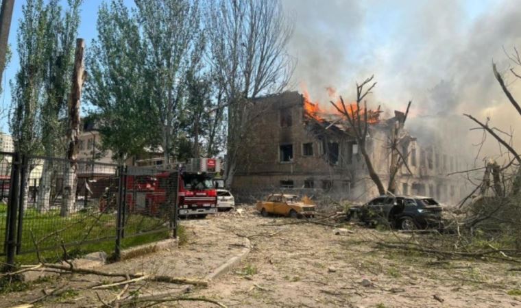 Rus güçleri Dnipro'daki sağlık tesisini vurdu Ölü ve yaralılar var