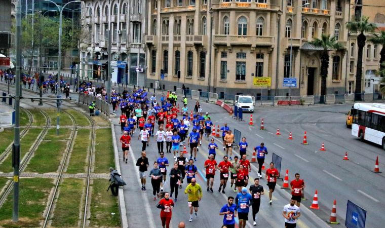 İzmir trafiğine maraton ayarı... İşte kapalı yollar!