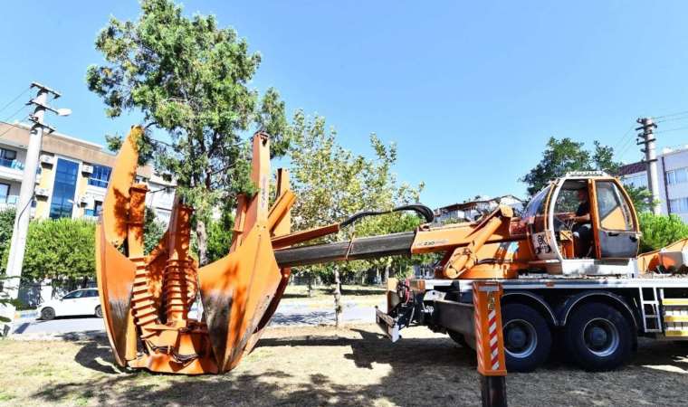 Buca Metrosu çalışmalarında ağaçlara özel önlem