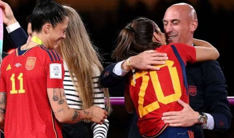 İspanya Kadın Milli Futbol Takımı oyuncularından maçlara çıkmama kararı