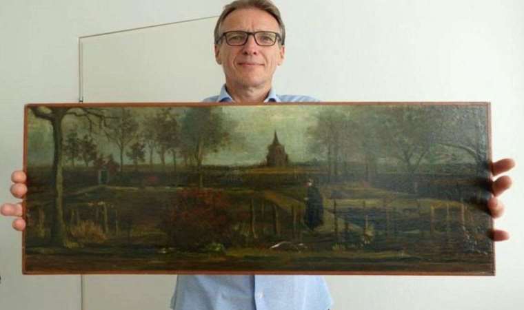 Hollanda’da 3 yıl önce çalınan Van Gogh tablosu IKEA çantasında iade edildi