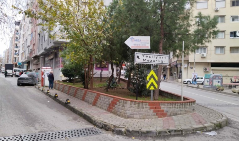İzmir'de parkta cinayet: Öldürmeden önce 'sen kafirsin' diye bağırmış