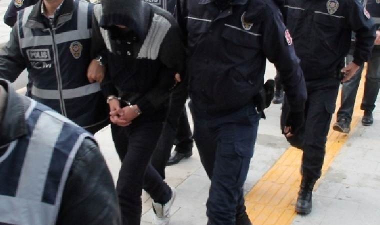 İzmir’de FETÖ operasyonu: Çok sayıda gözaltı var!