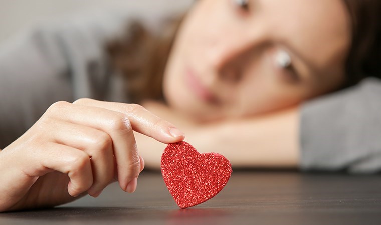 Kardiyoloji uzmanı 14 Şubat Sevgililer Günü için anlattı: 'Ayrılık, aldatılma ve kayıplar kırık kalp sendromunu tetikliyor'
