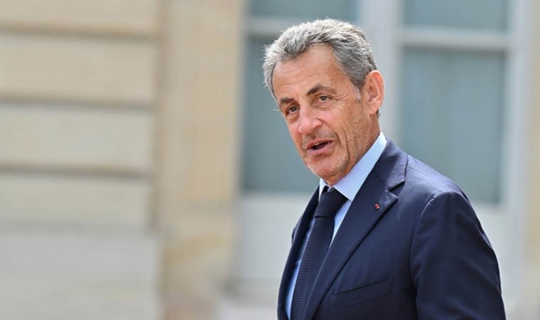 Fransa'da 'telekulak' davasında Sarkozy için 1 yıl hapis cezası