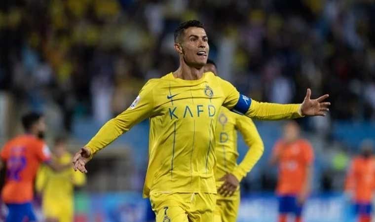 Ronaldo att Al-Nassr evinde turlad