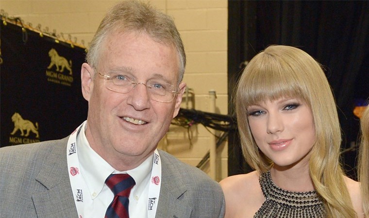 Taylor Swift'in babası Scott Swift'e suçlama: 'Yüzüme yumruk attı!'