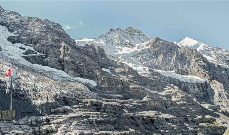 İsviçre Alpleri'nde 6 kayakçı kayboldu!