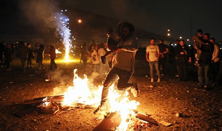 İran'daki ‘Çarşamba Suri’ kutlamalarında 14 ölü, binlerce yaralı