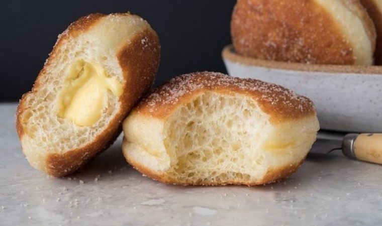 173606987 bomboloni1